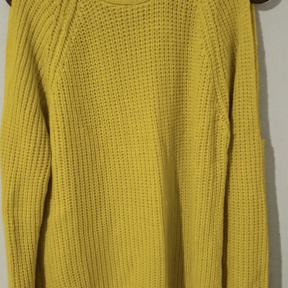 Revamped Scoop Neck Knit Sweater in Bright Yellow